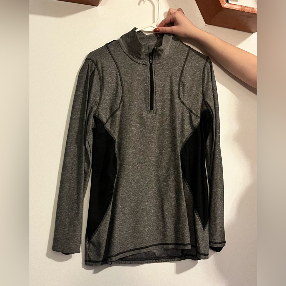 Quarter zip work out top